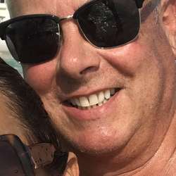 Bidestin's Chat & Dating Profile