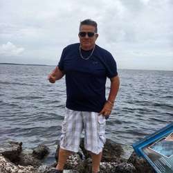 Chucha's Chat & Dating Profile