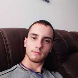 Daddysboytoy's Chat & Dating Profile
