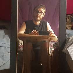 Gareth450's Chat & Dating Profile