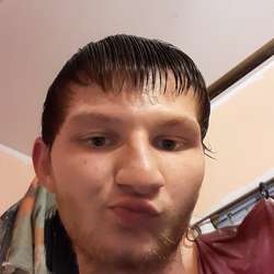 Henryruiz's Chat & Dating Profile
