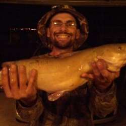 Hornyhunter801's Chat & Dating Profile
