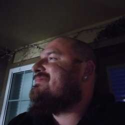 Jerjer25's Chat & Dating Profile
