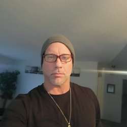 Jerseyjon49's Chat & Dating Profile