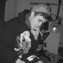 Kayden223's Chat & Dating Profile