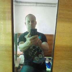 Leonardo39's Chat & Dating Profile