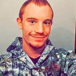 Redhead11's Chat & Dating Profile