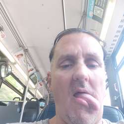 Shawn2714's Chat & Dating Profile