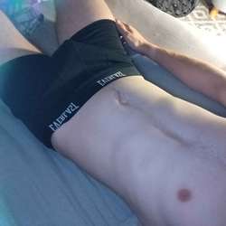 SluttyBoytoy
