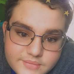 UnicorndeRuan's Chat & Dating Profile