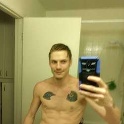 Youjeff463's Chat & Dating Profile