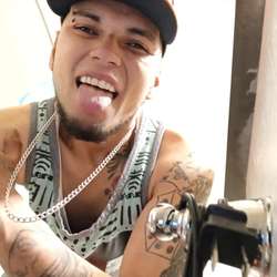 Zayyy's Chat & Dating Profile